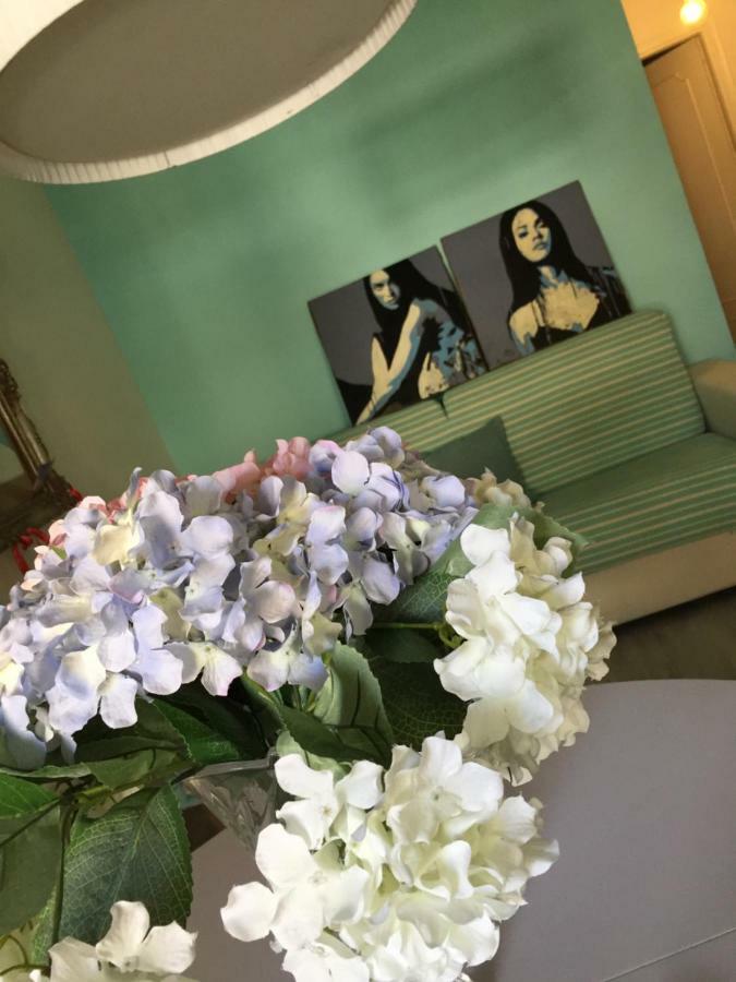 Resident St Agata Appartament Artist Apartman Marina di Massa Kültér fotó