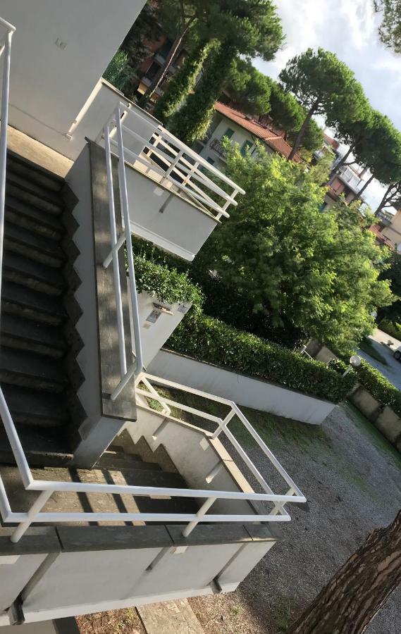Resident St Agata Appartament Artist Apartman Marina di Massa Kültér fotó
